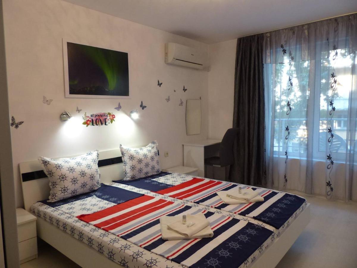 Apartament Holiday Бургас Экстерьер фото